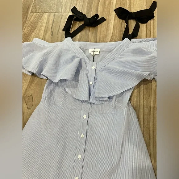 NWT Beautiful and feminine A-Line Sugar+Lips Light Blue Off-Shoulder Dress Sz S - Picture 7 of 16